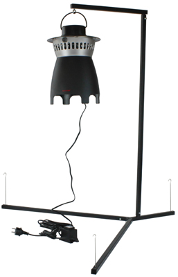 Уничтожитель комаров SITITEK MT-1500 комплектуется высокой стойкой, которая позволяет его разместить на оптимальной высоте 